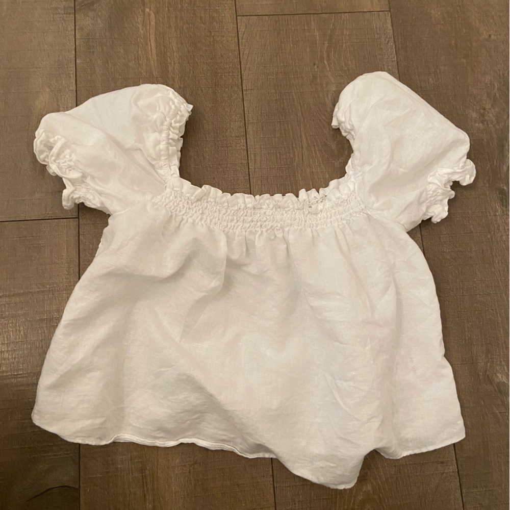Aritzia White Tee